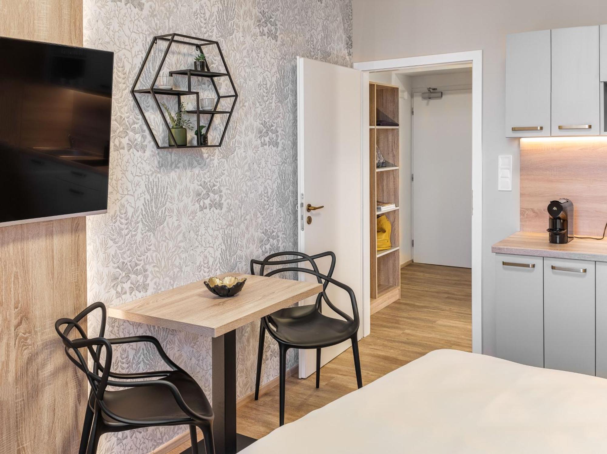 Theatre 9 Apartments By Adrez ปราก ภายนอก รูปภาพ