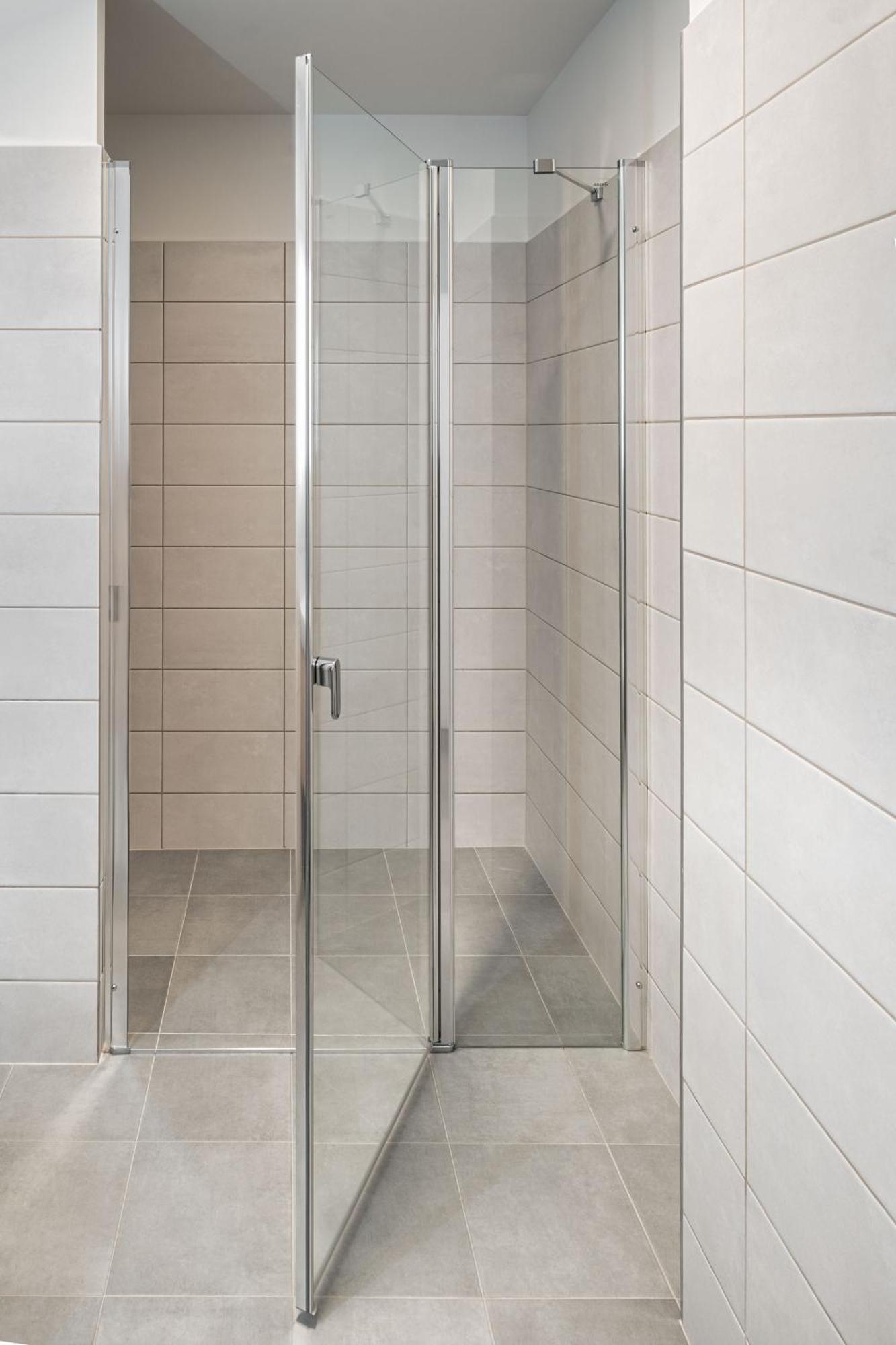 Theatre 9 Apartments By Adrez ปราก ภายนอก รูปภาพ
